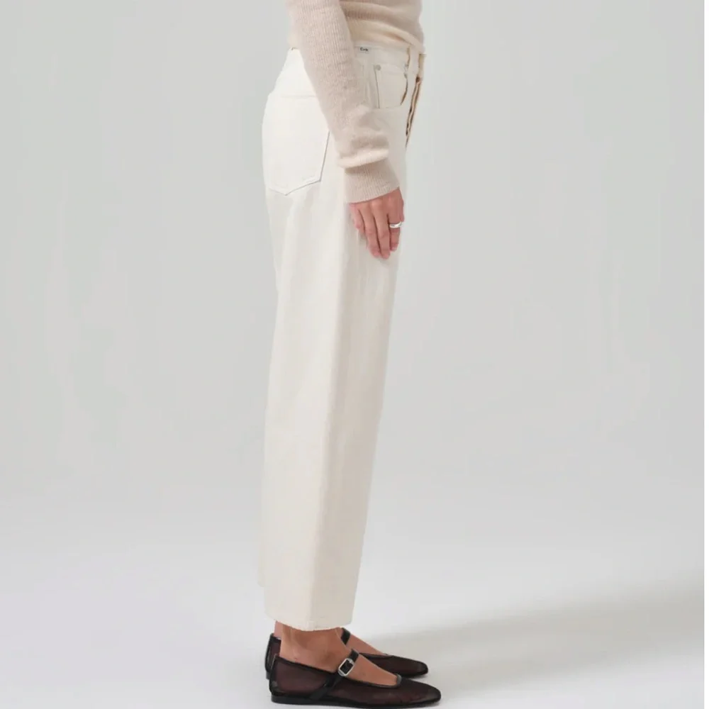 Citizens of Humanity - Gaucho Vintage Wide Leg Jeans in Marzipan - Picture 3 of 10
